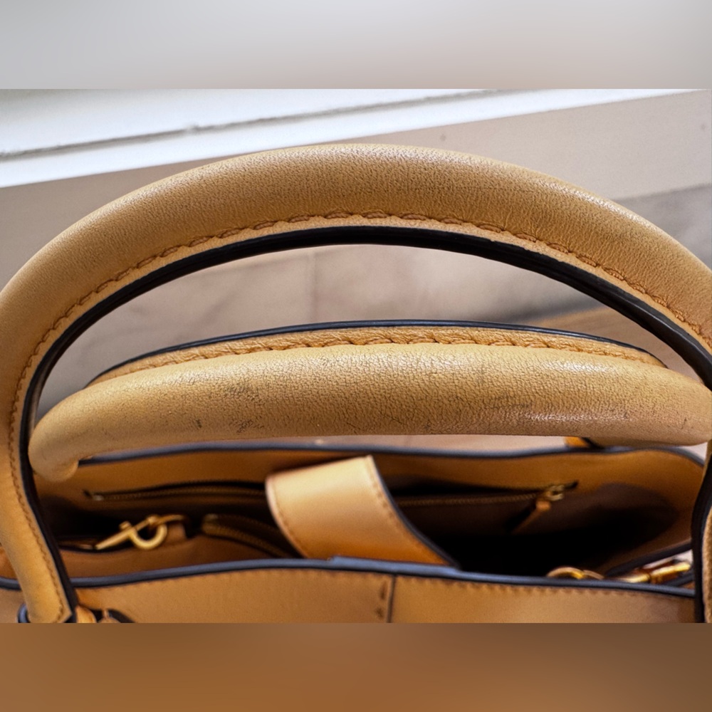 Tory Burch McGraw Small Leather Tote – Butter Yellow - Picture 8 of 16